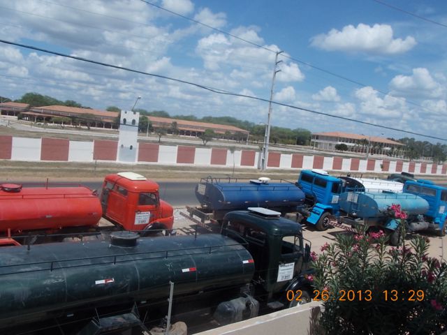 Carros pipa_640x480
