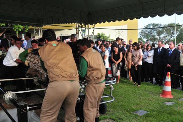 enterro de Lyra/Foto: SEI-PE