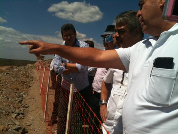 dr auricelio e fbc_600x450/Ascom MIN