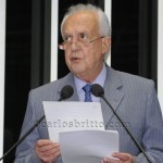 Senador Jarbas Vasconcelos (PMDB-PE) pede projetos de irrigação e políticas de crédito para o semiárido nordestino/Folha PE
