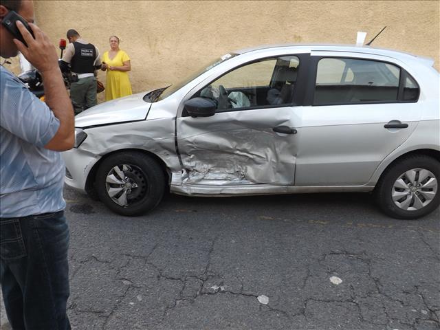 colisão praça peixe