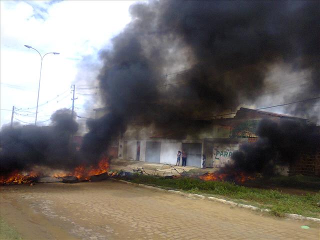 protesto dom avelar2