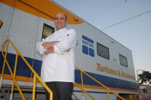 Cesar_Santos_Projeto_Na_Estrada_Divulgação (1)