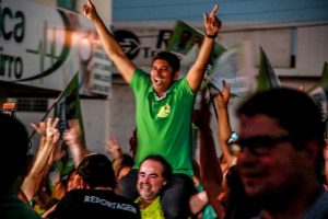 lossio carrega edinaldo