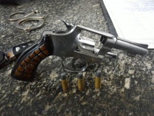 arma-de-fogo-revolver