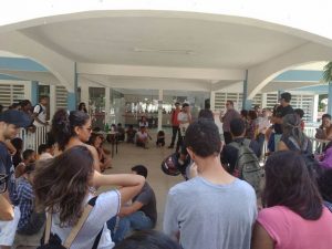 estudantes-acampam-uneb