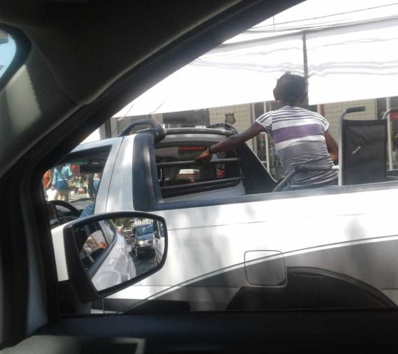 mulher-cadeirante-em-picape-petrolina