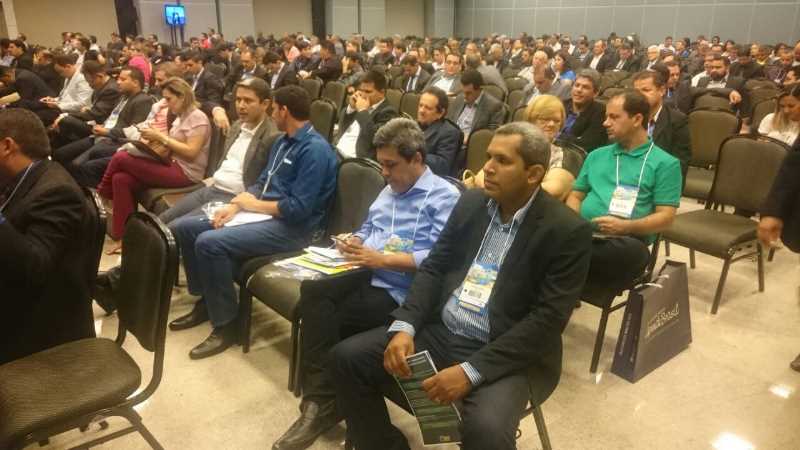 prefeito-wilker-do-posto-em-seminarios-brasilia
