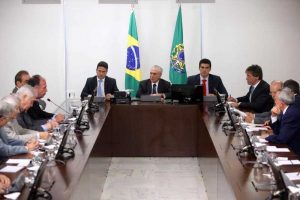 reuniao-ministros-seandores-e-temer