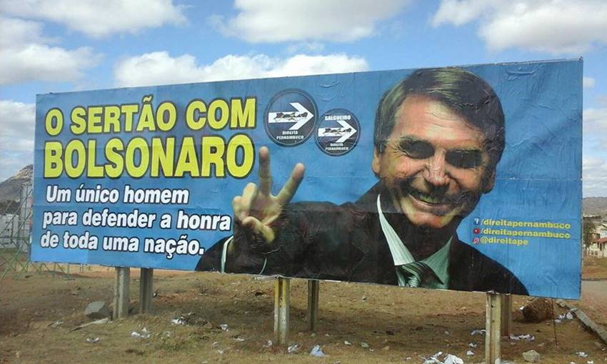 Resultado de imagem para outdoor de bolsonaro
