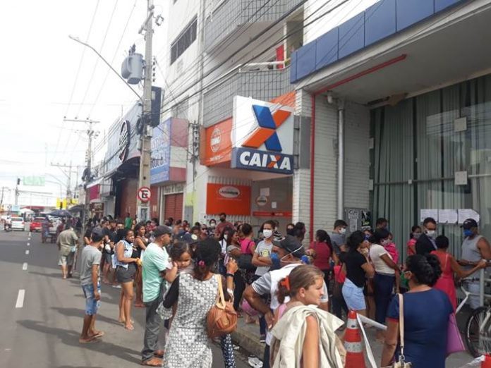23 fila caixa