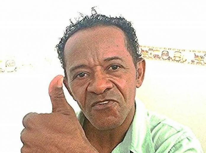 JR