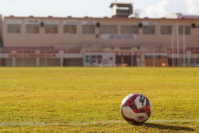 Estádio adauto moraes